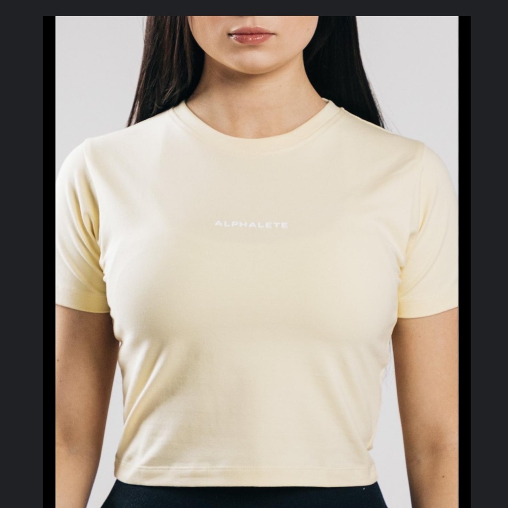 BRAND NEW ALPHALETE CROP TOP!